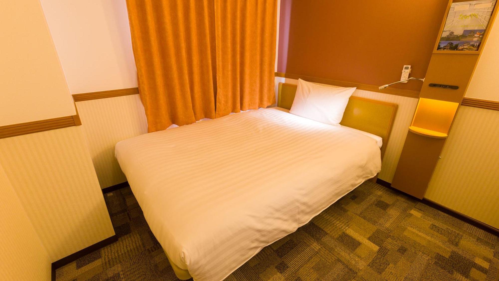 Toyoko Inn Tokyo Nihombashi Mitsukoshi Mae A4 Стая снимка