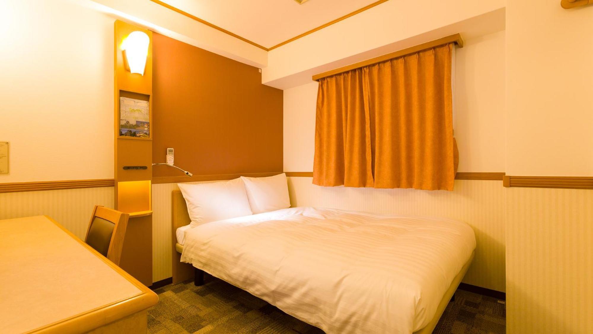 Toyoko Inn Tokyo Nihombashi Mitsukoshi Mae A4 Стая снимка